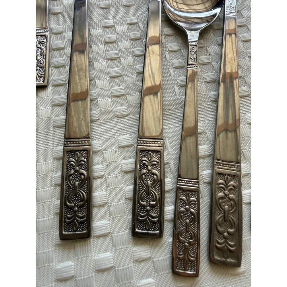 104 Pc Customcraft Taiwan Stainless Flatware Silverware Lot MCM Floral Scroll